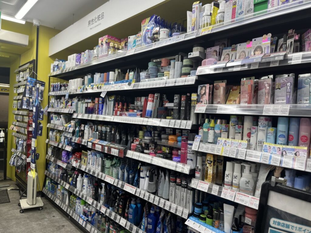マツモトキヨシでは男性化粧品コーナーに除毛クリームあり